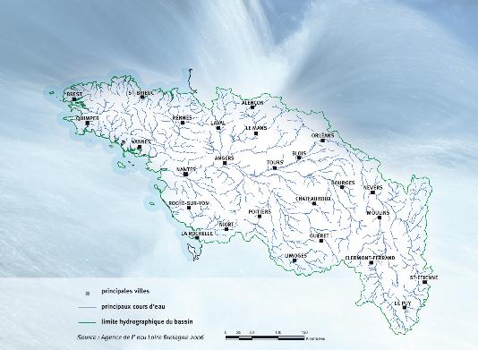 La carte du bassin Loire-Bretagne (celle des “vrais” pays de Loire... ?) sur le site Internet. Cours d'eau et villes.