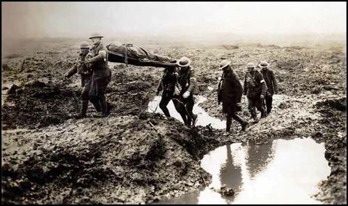 Many Breton soldiers were killed on the fields in Flanders.