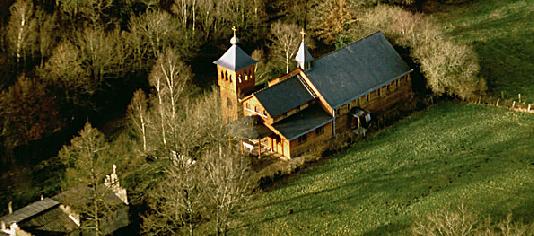  L'ermitage de Saint-Dolay vu du ciel.