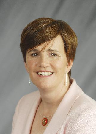 Caitriona Ruane (above) has said that should be greater cooperation in Irish language education across Ireland.