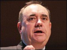 Alex Salmond  Premier ministre écossais  SNP.