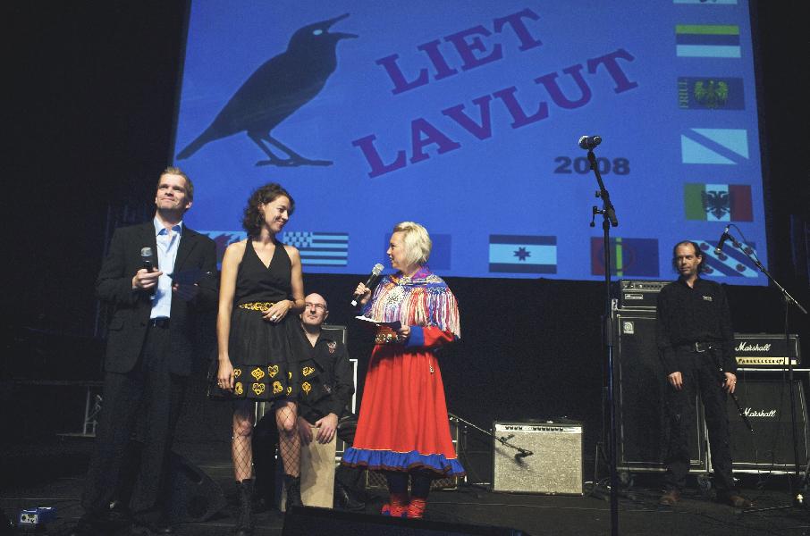 Avec les présentateurs. Photo Sandro Weltin du Conseil de l'Europe.