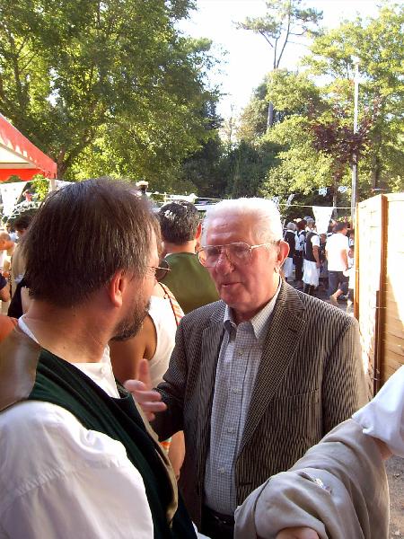 Robert Le Grand fondateur il y a 61 ans du Pardon de La Baule. Ici à celui d'août 2007. Photo Bretagne Réunie.