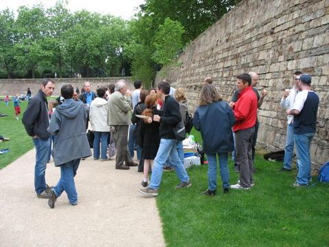 L'arrivée de la chasse au trésor 2007 au château des Ducs de Bretagne.