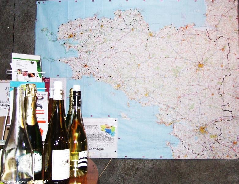 En noir les principaux points de livraison des vins Chéneau en Bretagne.