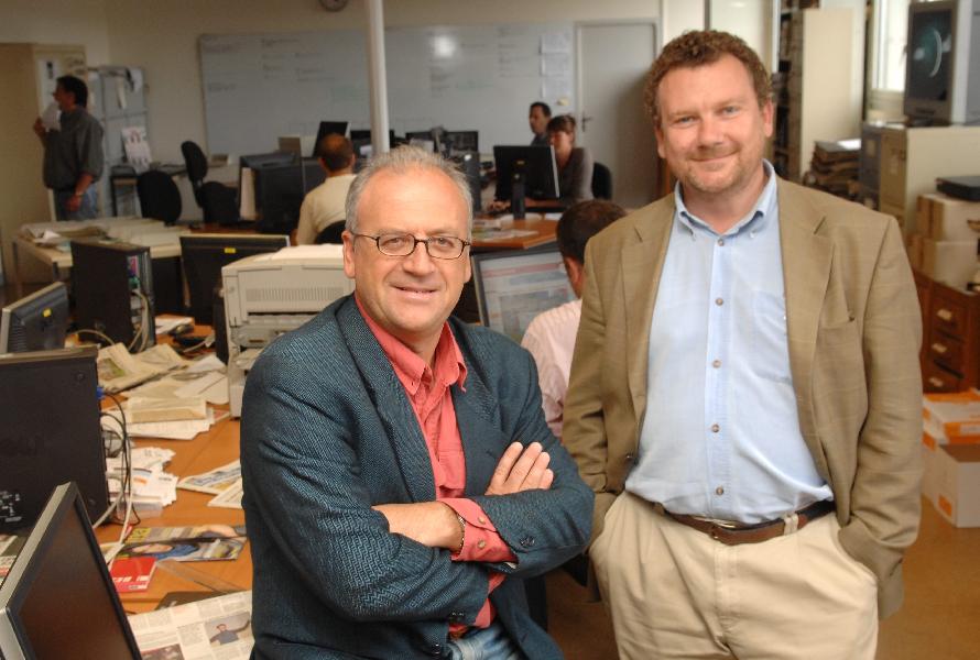 Hubert Coudurier et Olivier Clech  respectivement président et directeur de Télé Bretagne Ouest  préparent depuis plusieurs mois le lancement de cette nouvelle chaîne finistérienne.