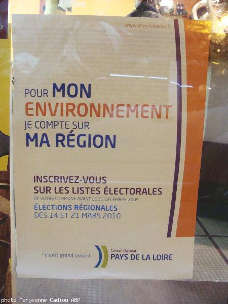 “Je Compte Sur ma Région”. Pour mon Environnement. Affiche décembre 2009.