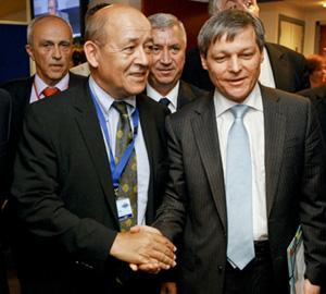 Jean-Yves Le Drian et Dacian Ciolos.