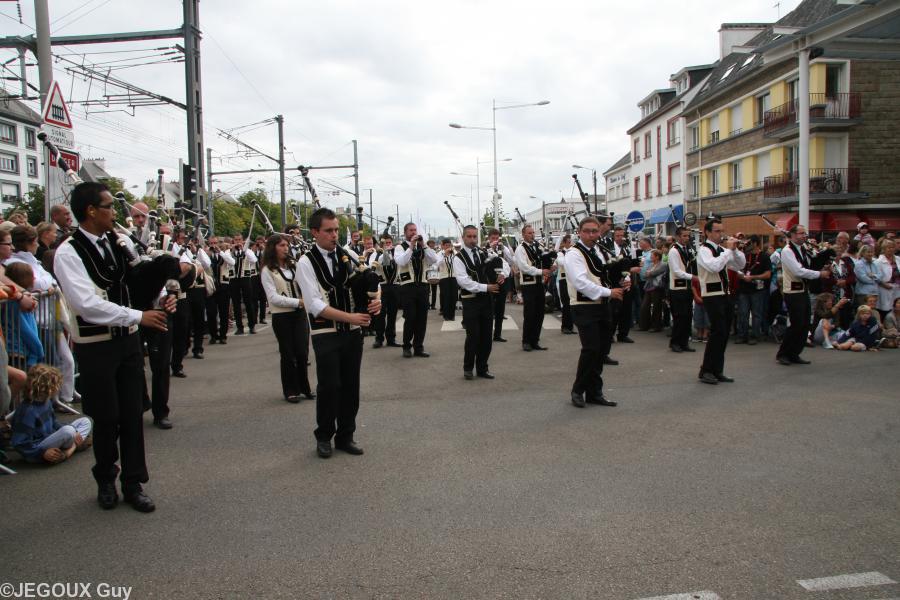 Le bagad Kerlenn-Pondi