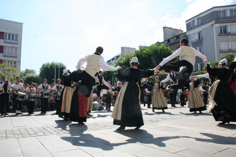 Gavotte pourlet par le cercle Kerlenn-Pondi