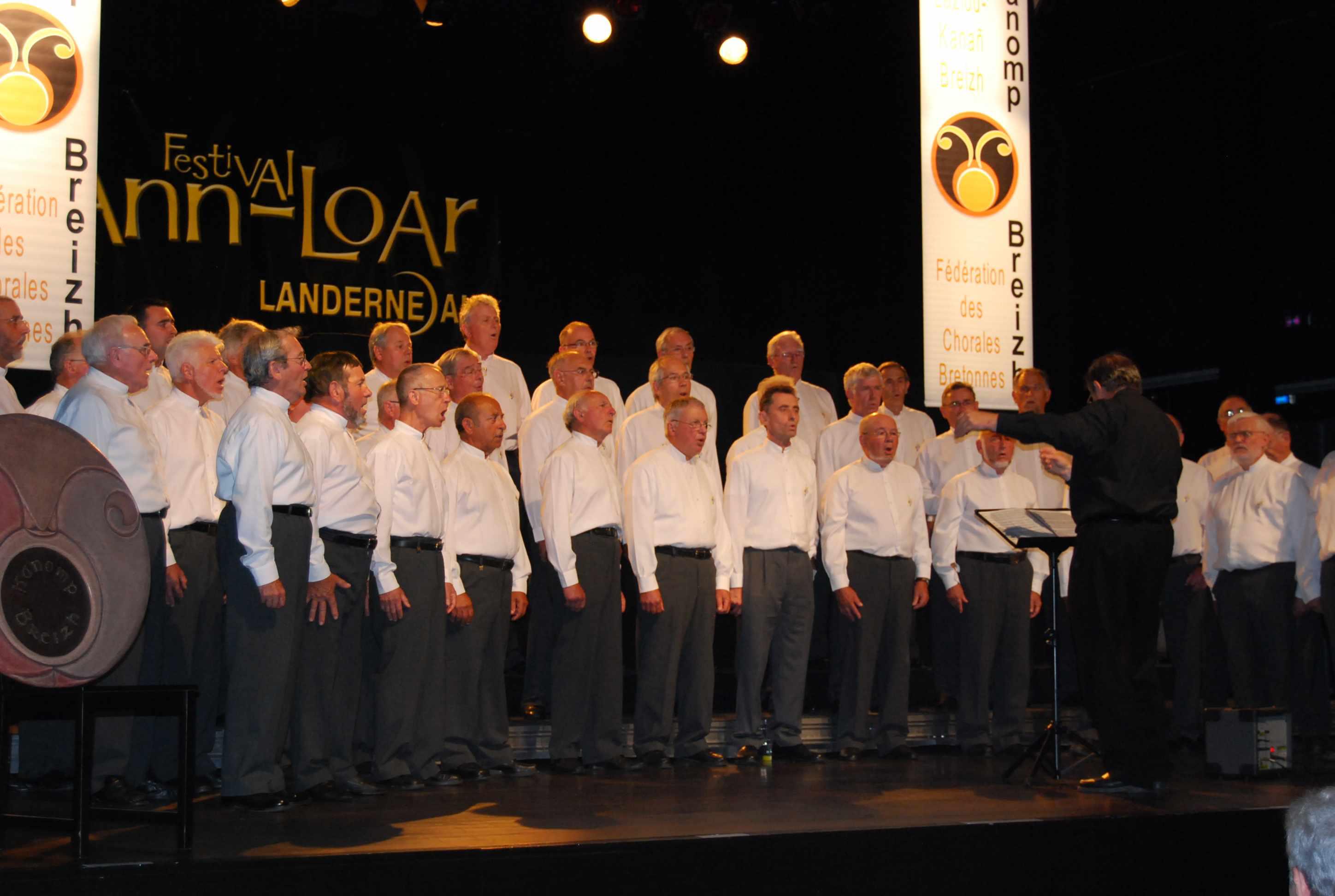 Le choeur d'Hommes de Bretagne Mouezh Paotred Breizh.