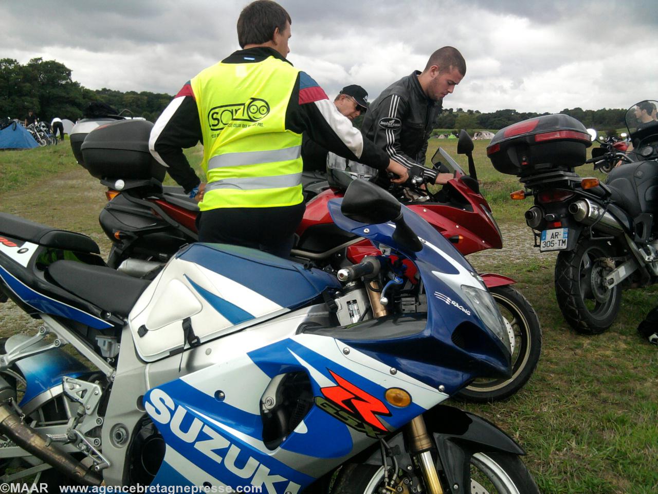 Les motards arrivent