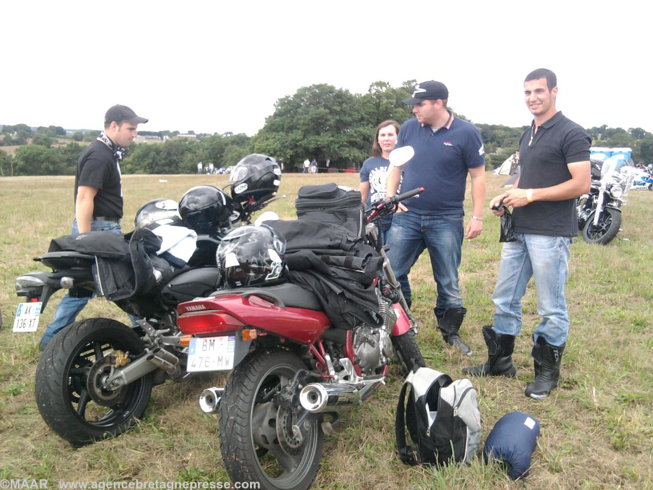 Les motards arrivent