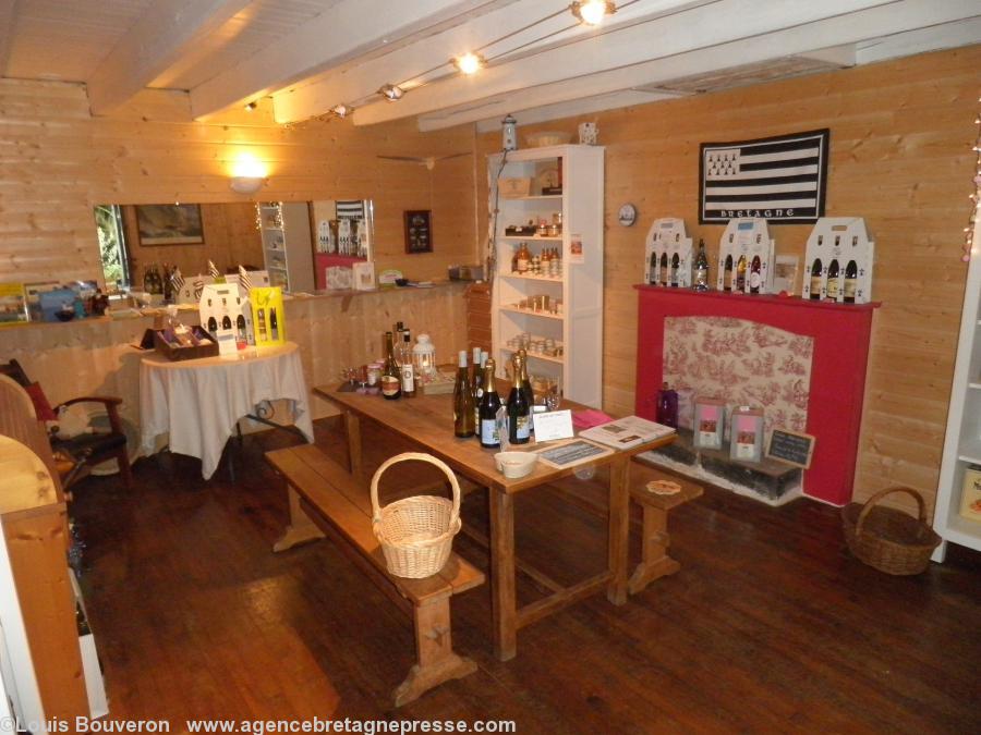 L’épicerie fine bretonne douillette et accueillante. À La Touche aux Thébaud en Guenrouet (Loire-Atlantique).