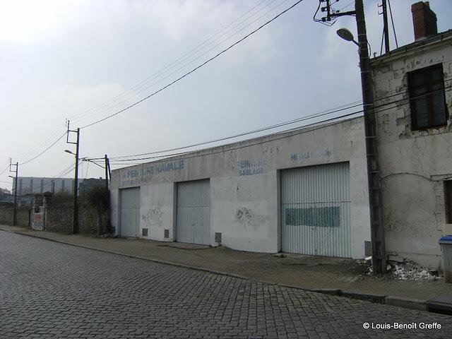 Ici jadis était un des chantiers navals de Chantenay. Rue des Usines (partie pavée) à Chantenay-lès-Nantes.