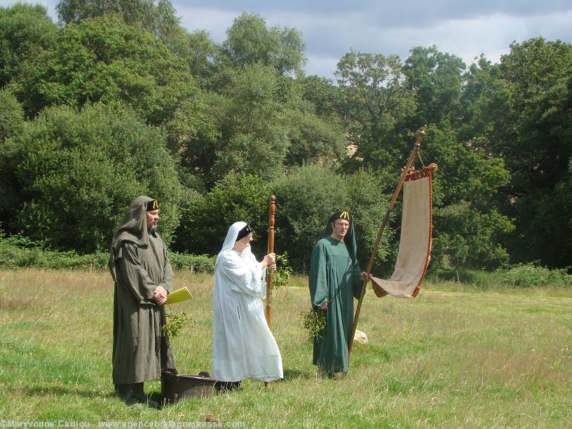 Gorsedd Digor. Arzano le 15 juillet 2012. Une partie des ovates dans le cercle de pierres.