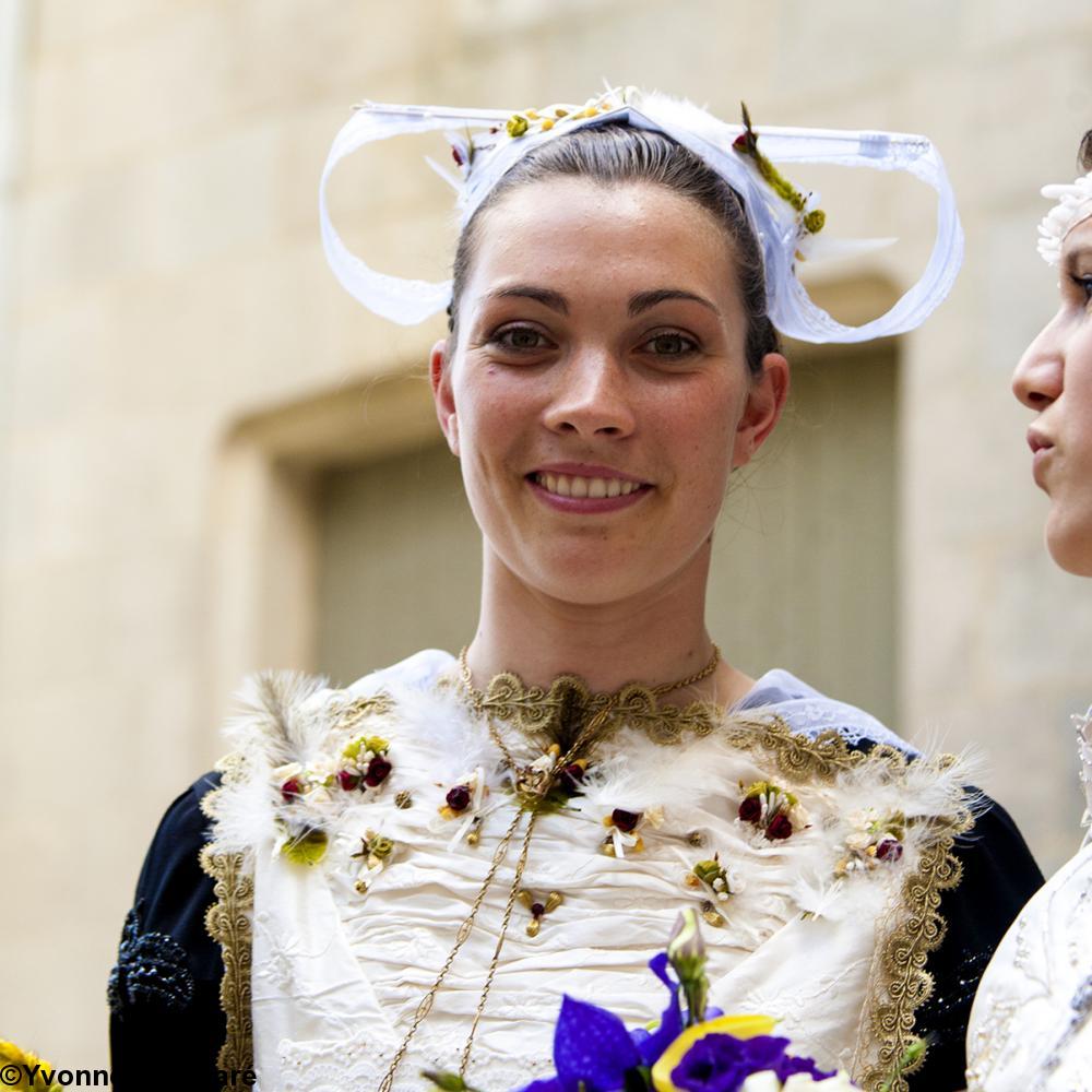 Aziliz Miossec 2ème demoiselle d'honneur  du cercle de Châteaulin