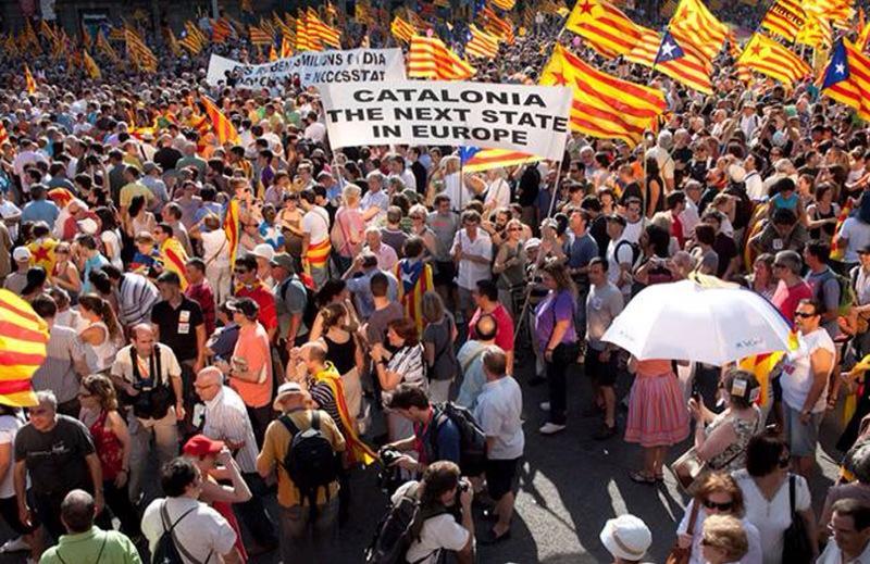 La grande manifestation de 2010 pour l'indépendance 
(photo Convergence et Union)