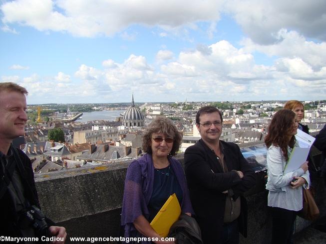 Tour Dobrée à Nantes. Catherine Touchefeu et Gildas Salaün – conservateur du département numismatique du musée – qui était aussi de la visite.