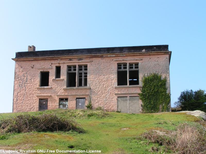 Maison où séjourna Aristide Briand de 1919 à 1928. Elle fut érigée en 1913, par une dame Jourdan, maîtresse d'un magnat de la presse parisienne. En ruines depuis de nombreuses années, elle a été détruite en septembre 2009. 