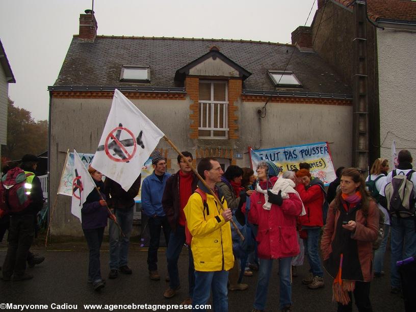 Notre-Dame des Landes 17 nov. 2012. Attente patiente. 