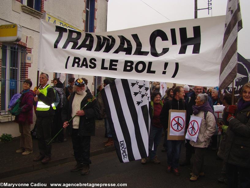 Notre-Dame des Landes 17 nov. 2012. La seule banderole en breton.