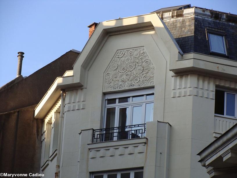 Nantes. Décor art déco. Immeuble Vié 1931. Détail.