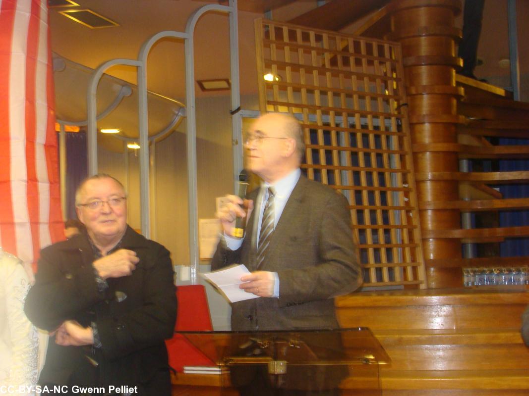 M. Bernard Poignant Maire de Quimper s'exprime au 
sujet de la raison de la St-Patrick