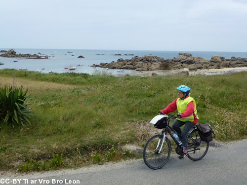 jeune vélocipédiste sur le circuit du Tro Velo