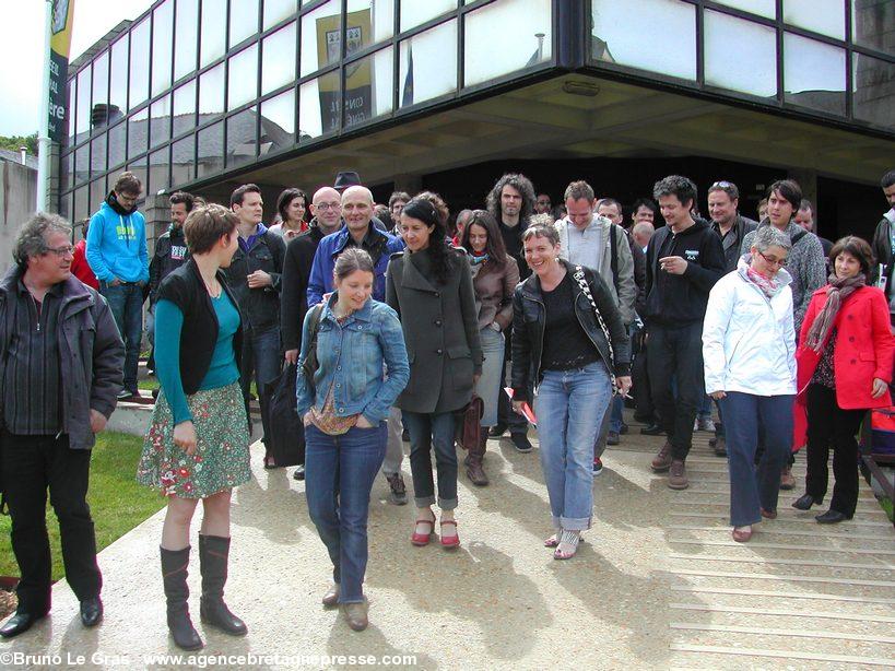 participants à la sortie de l'hôtel du département après la réunion du SOLIMA 29