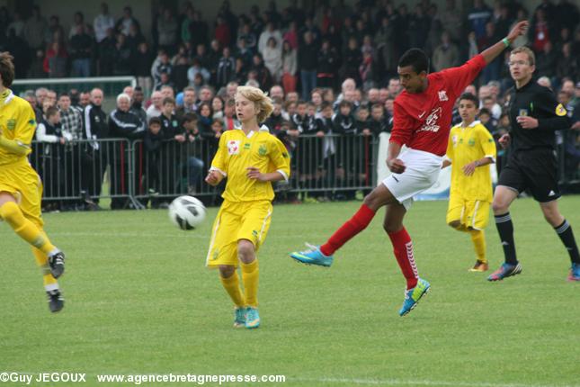 Les équipe de Nantes et Reims sur le terrain