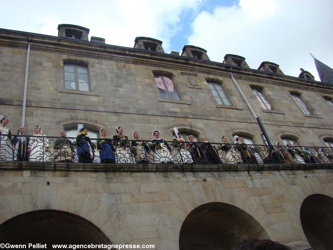 Les 19 prétendantes au titre de Reine 2013