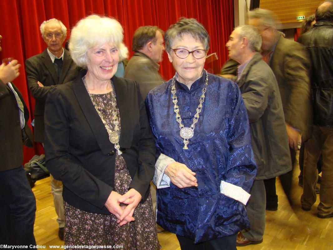 Riwanon Kervella, herminée en 1999 et Andrea Ar Gouilh, herminée en 2011. (Hermines 2013).