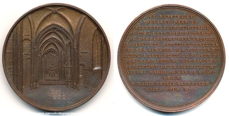 Médaille frappée à l'occasion de la restauration de la chapelle de l'Immaculée Conception en 1849, soit 400 ans après sa construction.