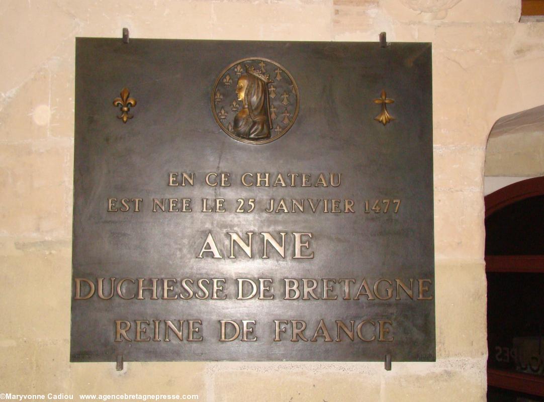 Dans le château des ducs de Bretagne, Anne est bien née le 25 janvier 1477.