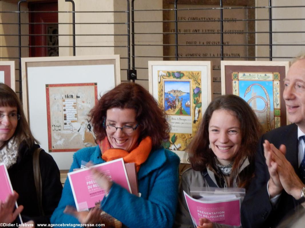 concours enluminures Tro Breizh Anne de Bretagne : les nantaises primées : Elsa Millet (à droite) et Marthe Rougieux (à gauche)