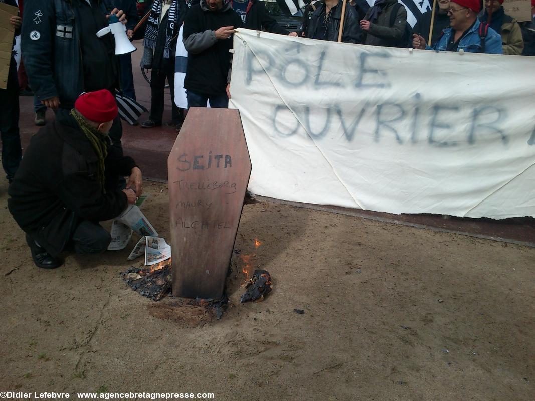 Manifestation du 1er mai des Bonnets rouges à Saint-Nazaire