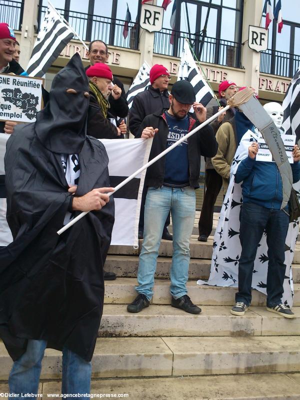 Manifestation du 1er mai des Bonnets rouges à Saint-Nazaire