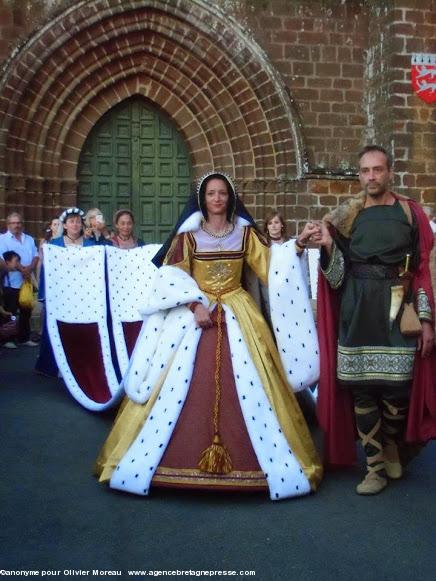 Saint-Gildas-des-Bois (44) 22 mai 2014. LA robe d'Anne de Bretagne