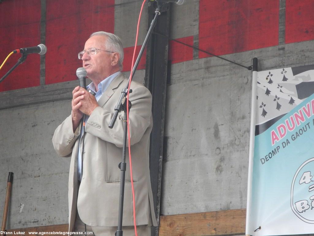 [Nantes, manifestation 28/06/2014] temps des prises de paroles. Patrick Mareschal.