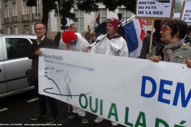 Nantes - manifestation pour la réunification - 28 juin 2014. Tangi Louarn, Kevre Breizh