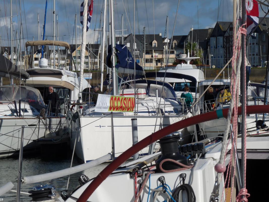 Des milliers de bateaux d'occasion sont proposés à la vente au Port du Crouesty pendant Le Mille Sabords.