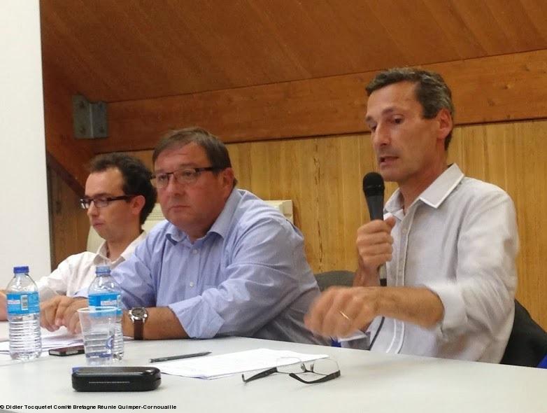 Les conférenciers Tudi Kernalegenn, Emmanuel Morucci, Malo Bouëssel du Bourg. (Photo Didier Tocquet).