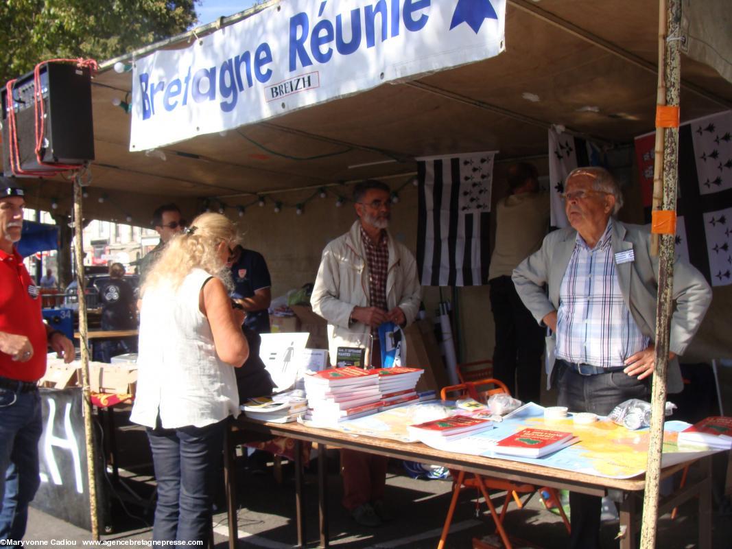 Le stand <i>Bretagne Réunie</i> côté nord.