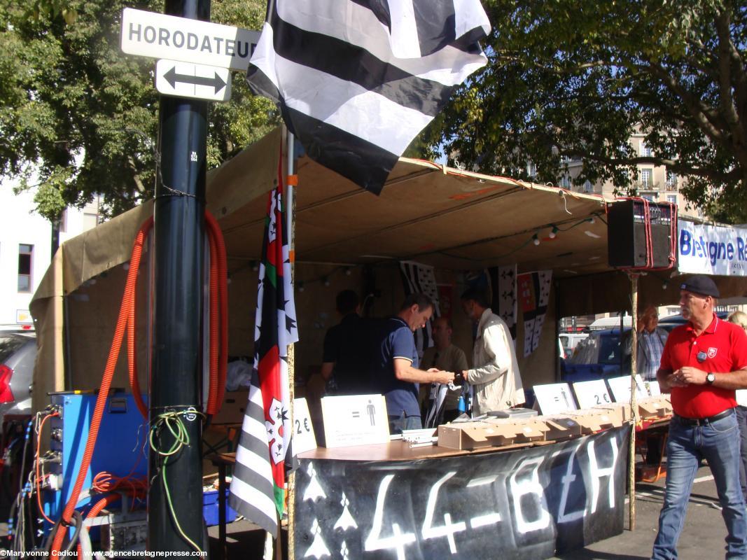 Le stand <i>44=Breizh</i> à côté.