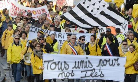 Manifestation cirés jaunes