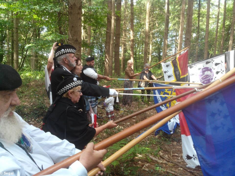 Le 1er aout 2015, dans la forêt de Trans, entre le camp viking et le camp breton!