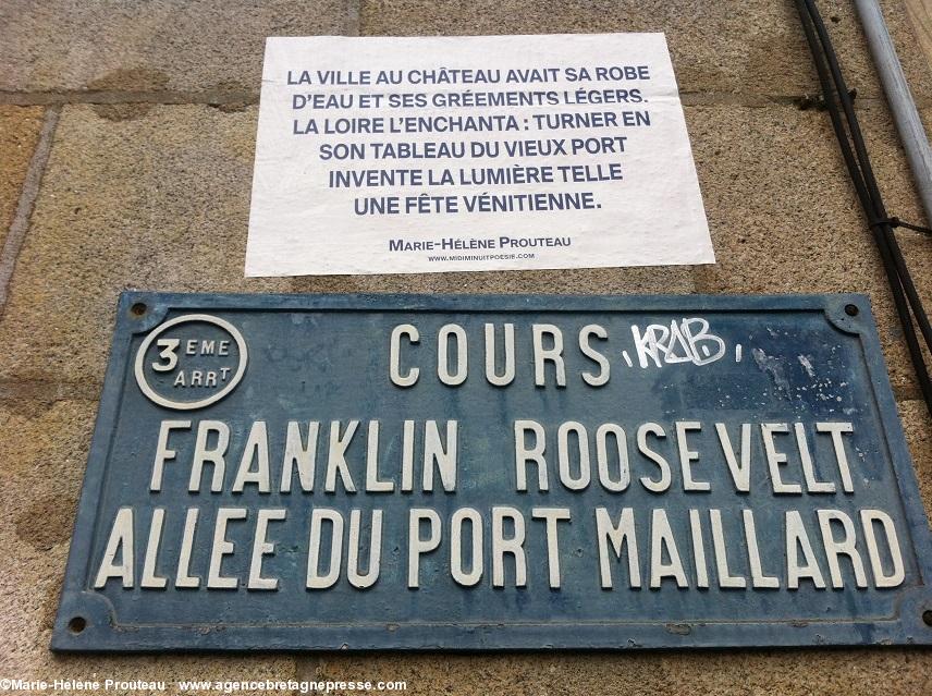 Opération À côté de la plaque ou La Poésie dans la rue, Nantes, festival MidiMinuitPoésie 2015.