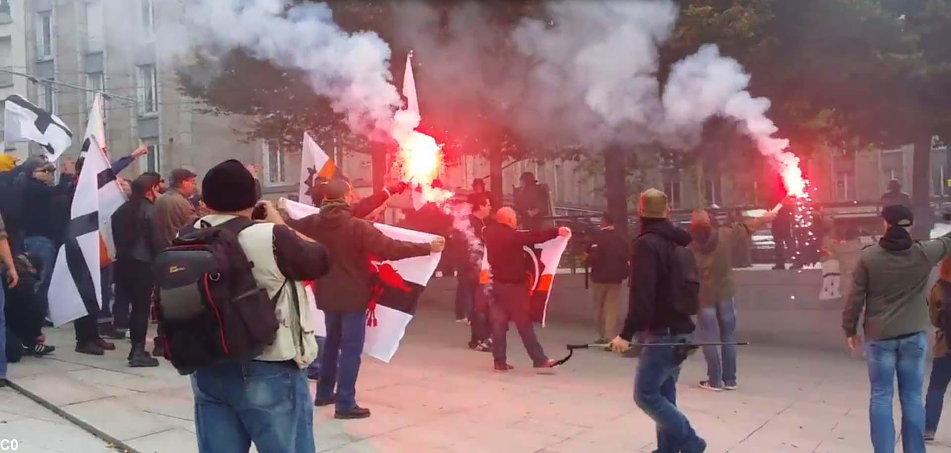 Manifestation devant la mairie de Brest