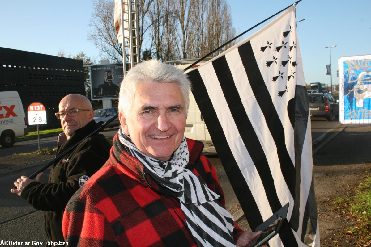 Gilles Denigot lors de l'opération War ar Pont à Nantes le 4 décembre 2015